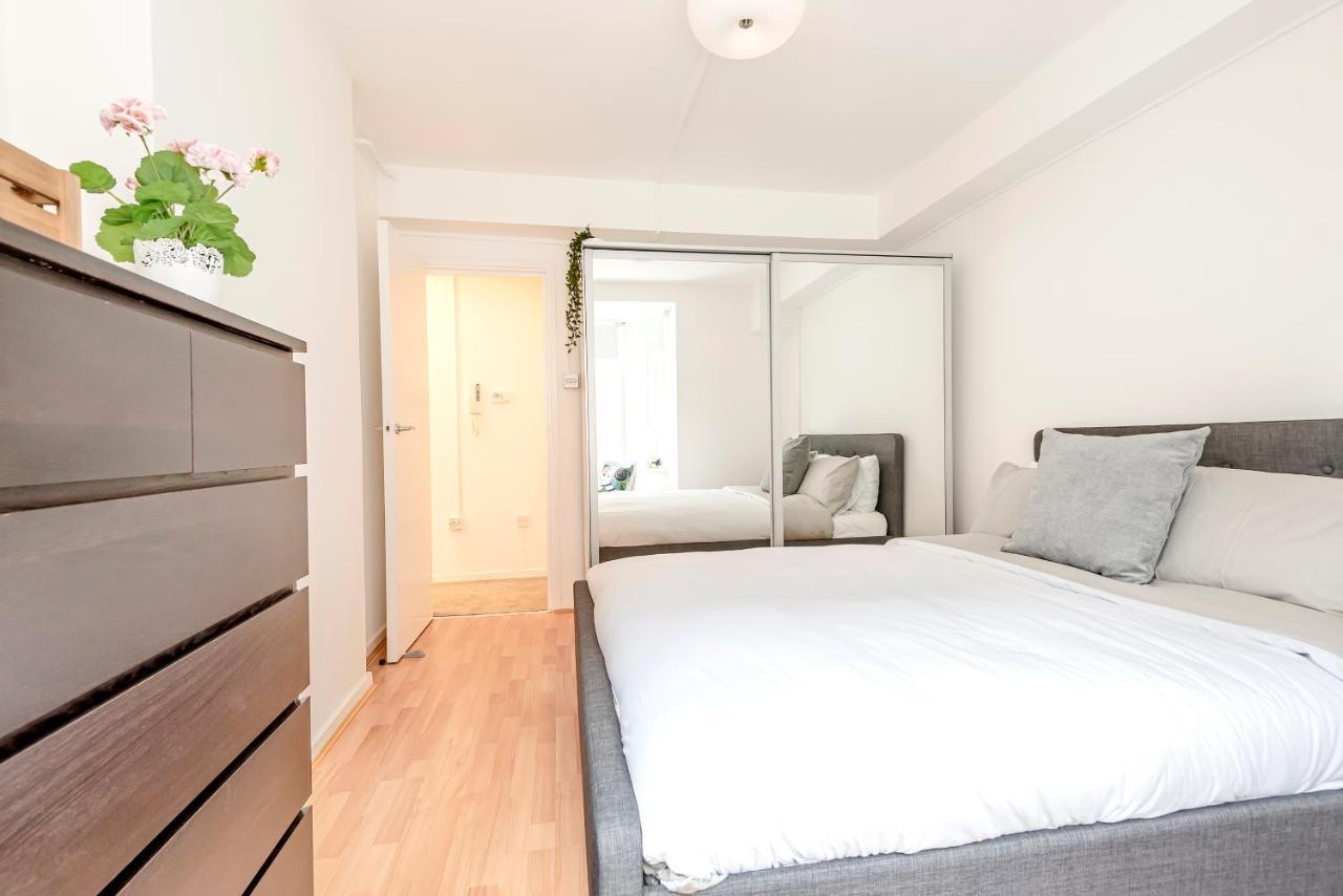 Modern One Bedroom Victoria Apartment Londýn Exteriér fotografie